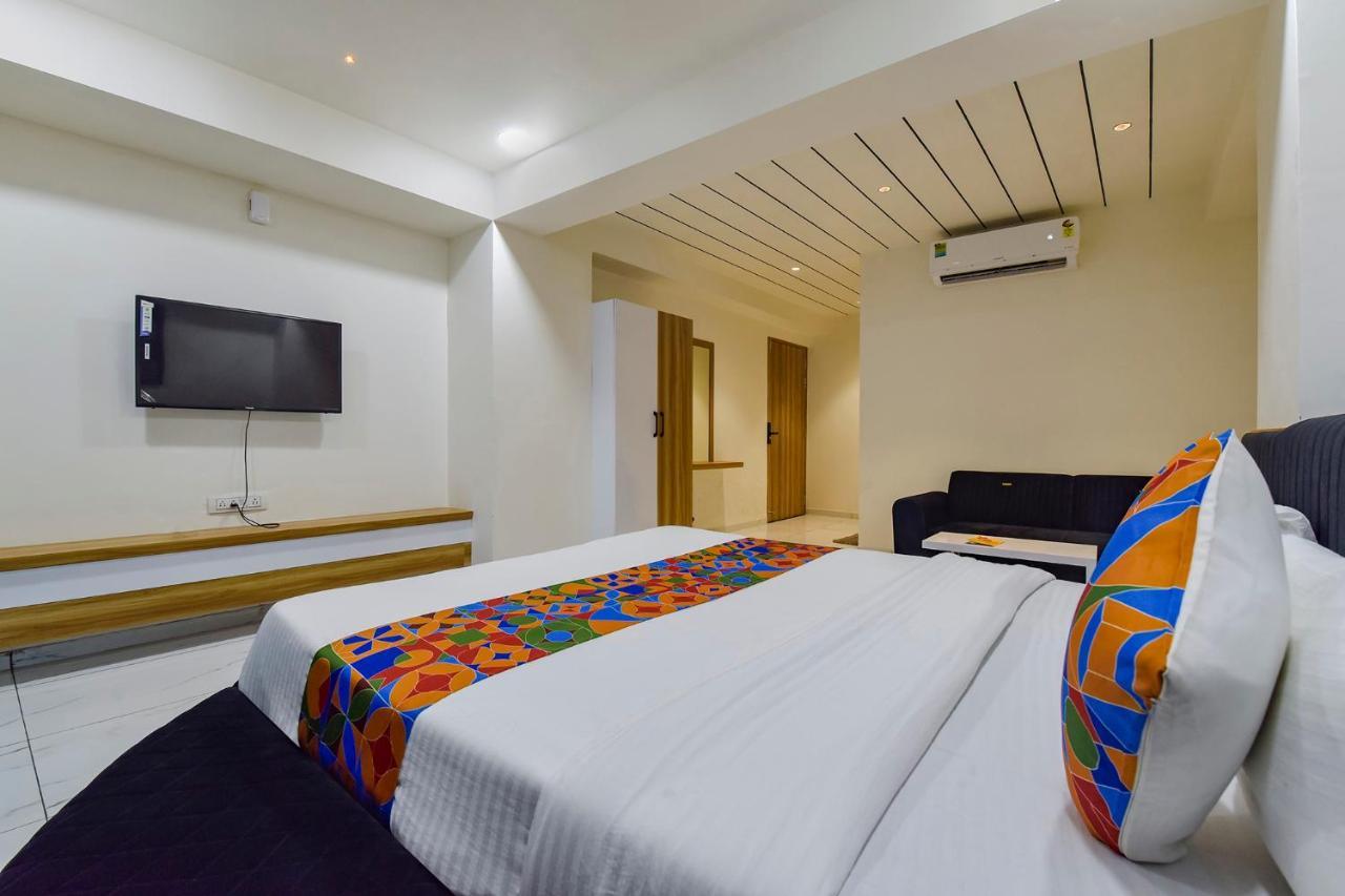 Fabhotel Bliss Ахмедабад Экстерьер фото