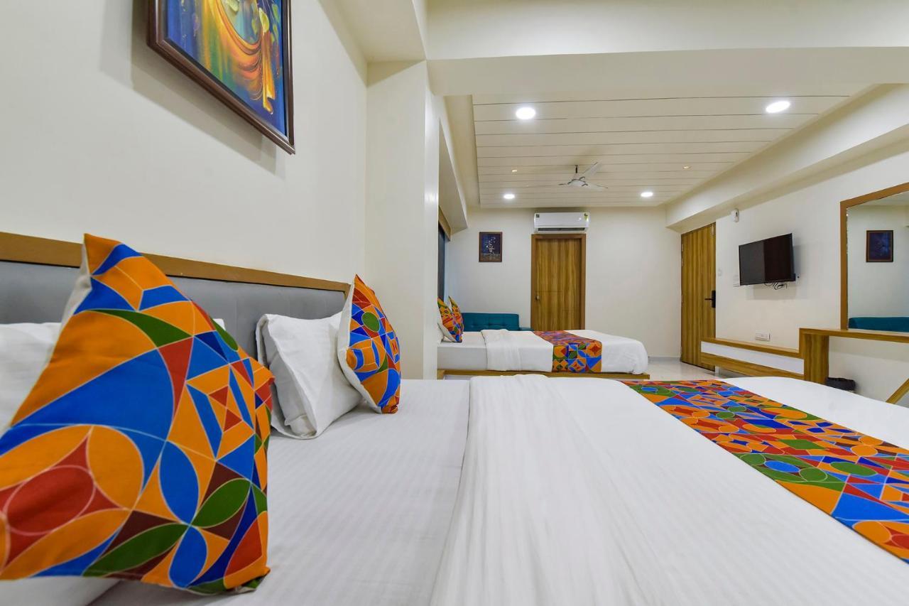 Fabhotel Bliss Ахмедабад Экстерьер фото